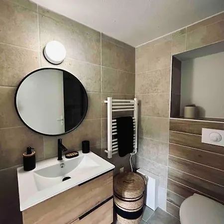 Petit Place De L Eglise Apartment